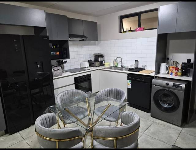 2 BEDROOM PROPERTY TO RENT IN RASLOUW